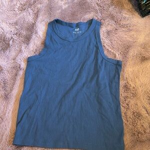 Gap ribbed hug neck tank top